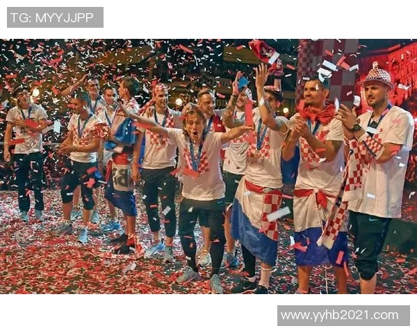 足球球星与球迷互动的传奇故事：从赛场到看台的无尽热情与支持